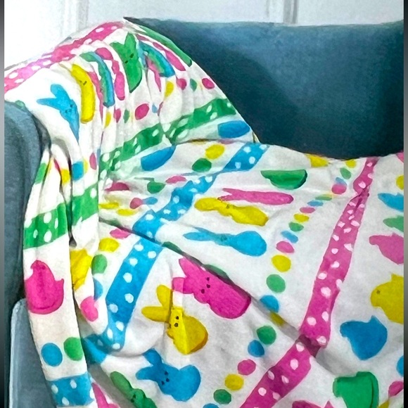 Peeps Easter Bundle Plush, Blanket and Large String Lights NWT - Picture 3 of 4